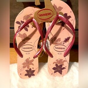 Havaianas Flip Flops-NWT